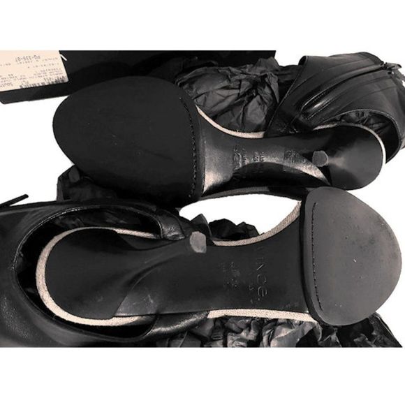 Vintage VINCE "ADRIA" High Heel Black Leather Sandals w/Open Toe and Ankle Cuff - Picture 6 of 8